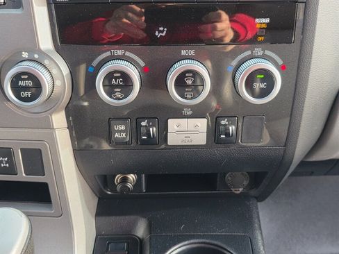 Used 2012 Toyota Sequoia Limited image 38