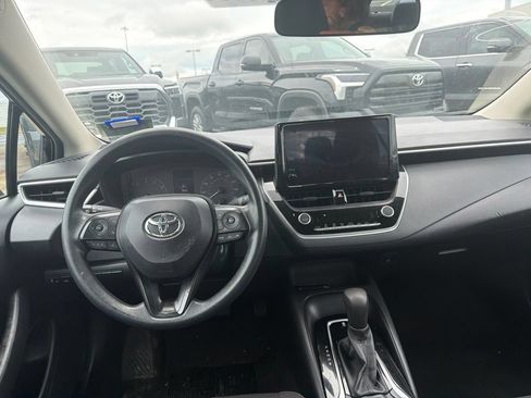 Used 2024 Toyota Corolla LE FWD image 7