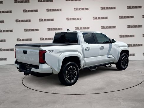 Used 2024 Toyota Tacoma TRD Sport AWD/4WD image 5