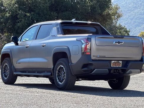 New 2026 Chevrolet Silverado EV Trail Boss image 6
