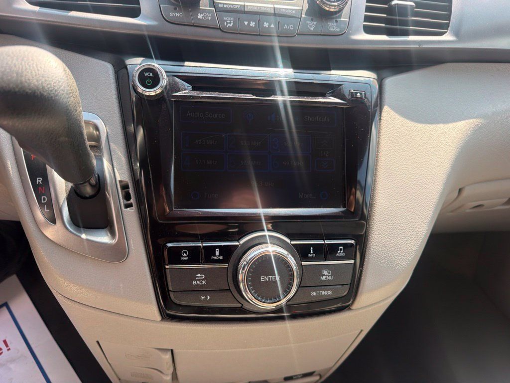Used 2014 Honda Odyssey EX-L image 25