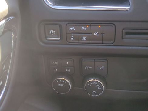 Used 2023 Chevrolet Tahoe RST w/ Sport Performance Package image 21