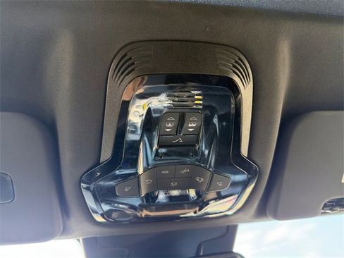 Used 2022 Alfa Romeo Stelvio Veloce image 24