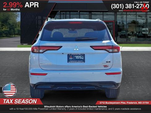 Used 2025 Mitsubishi Outlander SEL Black Edition image 4