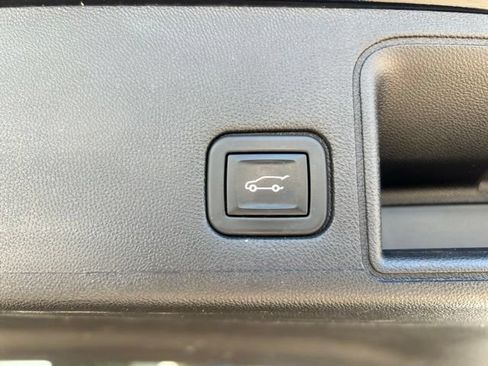 Used 2022 GMC Terrain AT4 w/ Infotainment Package II AWD/4WD image 34
