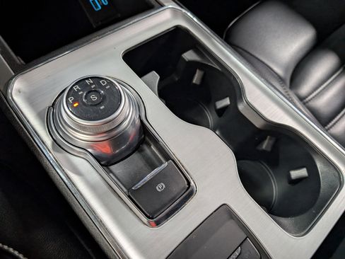 Used 2022 Ford Edge SEL image 21