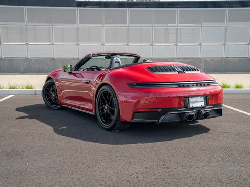 New 2026 Porsche 911 Carrera GTS RWD image 3