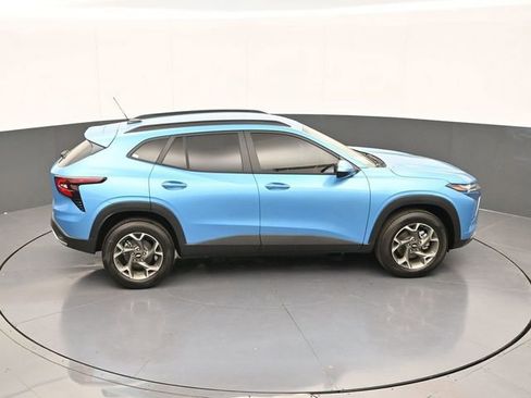 New 2026 Chevrolet Trax LT w/ Driver Confidence Package FWD image 57