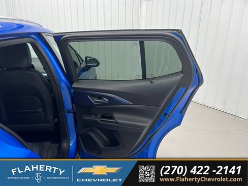 Used 2024 Chevrolet Equinox EV LT FWD image 12