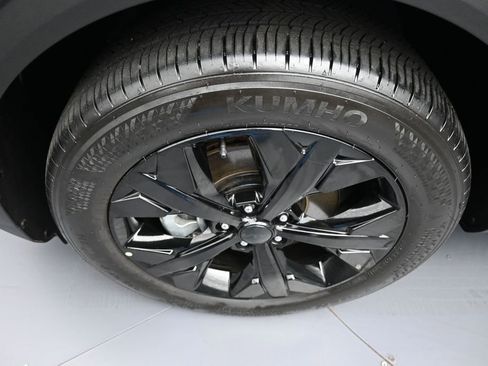 Certified 2025 Kia Sportage X-Line w/ Premium Package AWD/4WD image 14