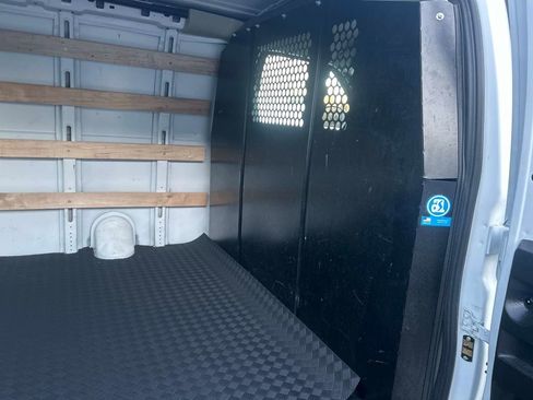 Used 2024 GMC Savana 2500 w/ Driver Convenience Package image 17