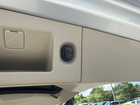 Used 2018 GMC Yukon Denali AWD/4WD image 23