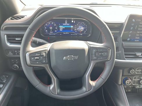 Used 2022 Chevrolet Suburban RST w/ Luxury Package image 12