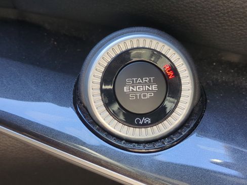 Certified 2022 Jeep Wagoneer Series I image 31