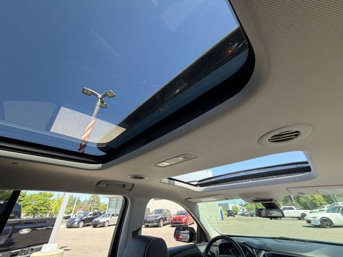 Used 2020 Chevrolet Traverse High Country w/ LPO, Floor Liner Package AWD/4WD image 21