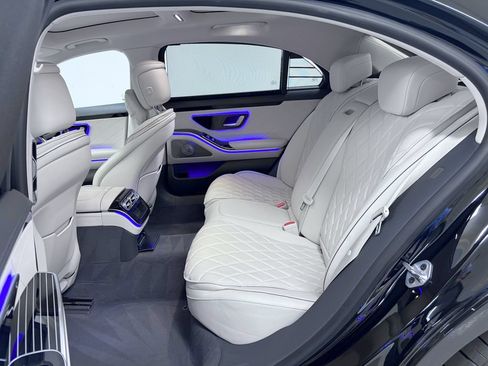 Certified 2023 Mercedes-Benz S 500 4MATIC image 17