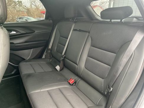 Used 2022 Chevrolet TrailBlazer RS w/ Sun and Liftgate Package image 25
