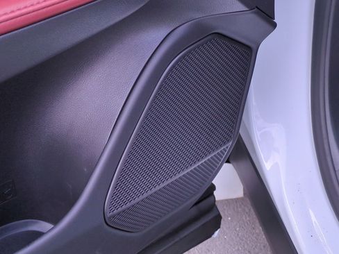 Used 2023 Lexus RX 500h F Sport image 17