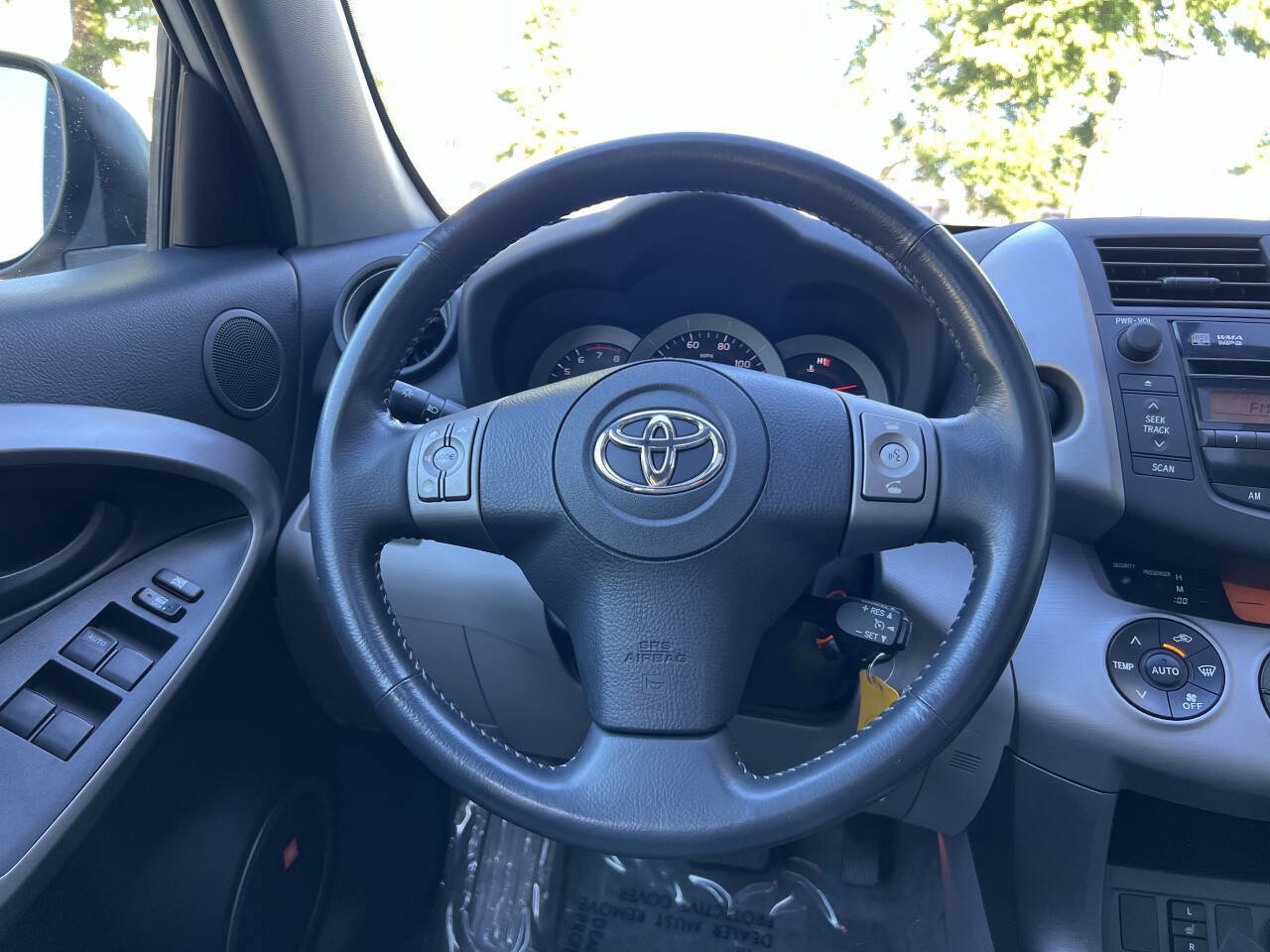 Used 2007 Toyota RAV4 Limited FWD image 18