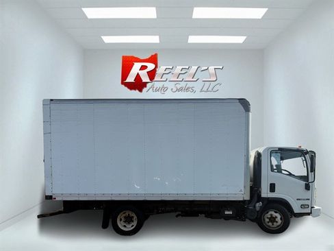 Used 2019 Isuzu NPR RWD image 9