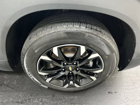 Used 2021 Chevrolet TrailBlazer LT w/ Convenience Package AWD/4WD image 8