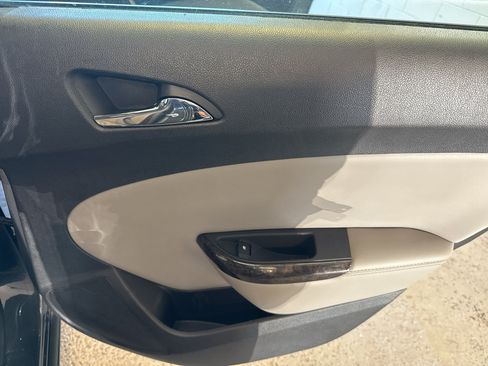 Used 2015 Buick Verano FWD image 24