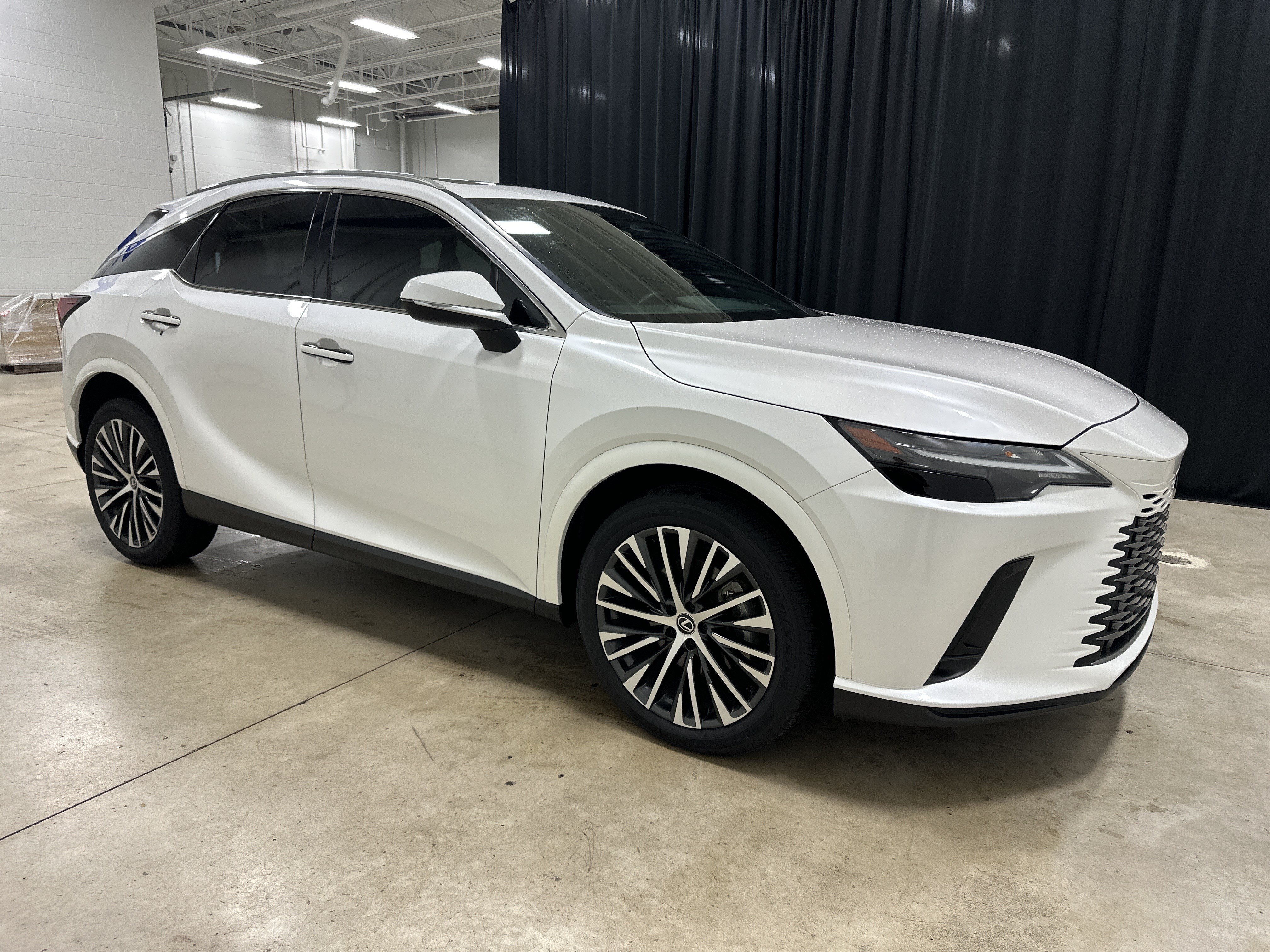 Certified 2023 Lexus RX 350 Premium Plus w/ Accessory Package (Z1) AWD/4WD image 2