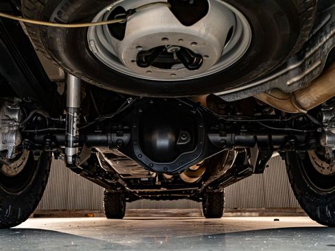 Used 2023 GMC Sierra 3500 Denali w/ Denali Ultimate Package image 15