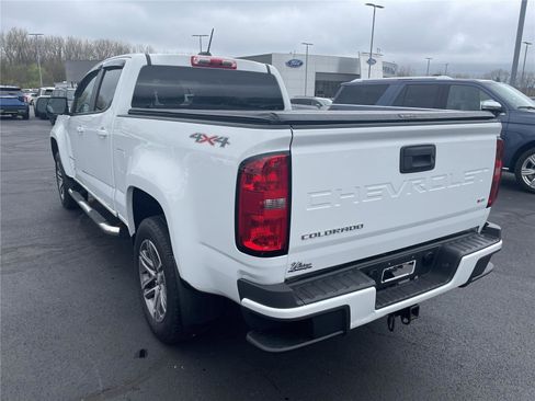 Used 2022 Chevrolet Colorado W/T w/ Custom Special Edition AWD/4WD image 3