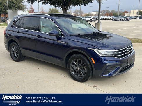 Certified 2023 Volkswagen Tiguan SE w/ Panoramic Sunroof Package image 1