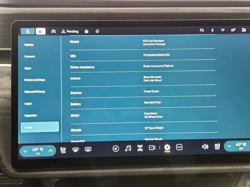 Used 2025 Rivian R1S Adventure image 50