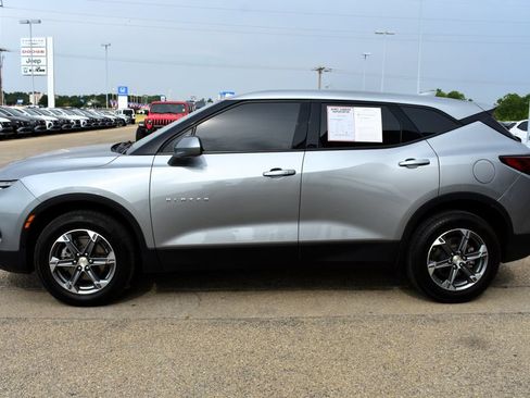 Used 2023 Chevrolet Blazer LT AWD/4WD image 5