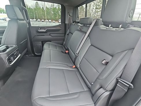 New 2026 GMC Sierra 1500 SLT w/ SLT Premium Plus Package image 15