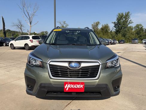 Used 2019 Subaru Forester Premium w/ Popular Package #1 AWD/4WD image 2