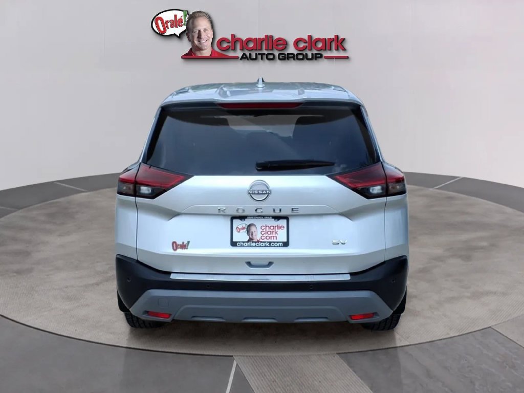 Used 2023 Nissan Rogue SV FWD image 4
