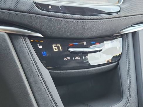 New 2026 Cadillac XT5 Premium Luxury w/ LPO, ONYX Package AWD/4WD image 17