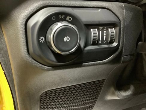 Used 2021 Jeep Wrangler Sport AWD/4WD image 15