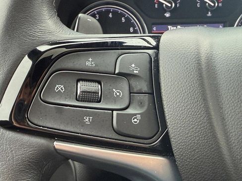 Used 2023 Buick Enclave Essence w/ Experience Buick Package image 15