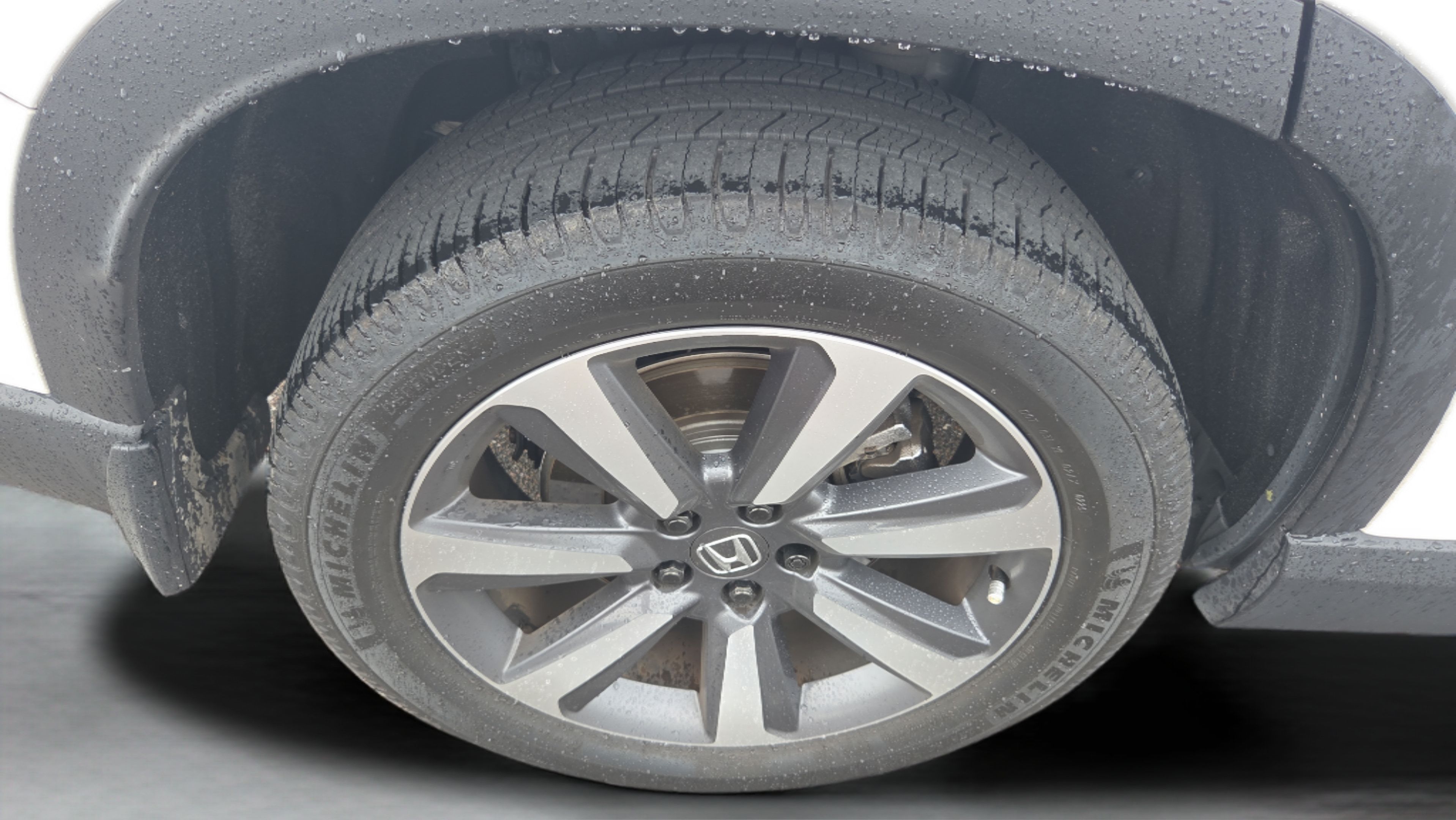 Certified 2023 Honda Pilot Touring image 32