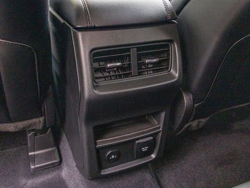 New 2024 Ford Edge SEL w/ Convenience Package image 29