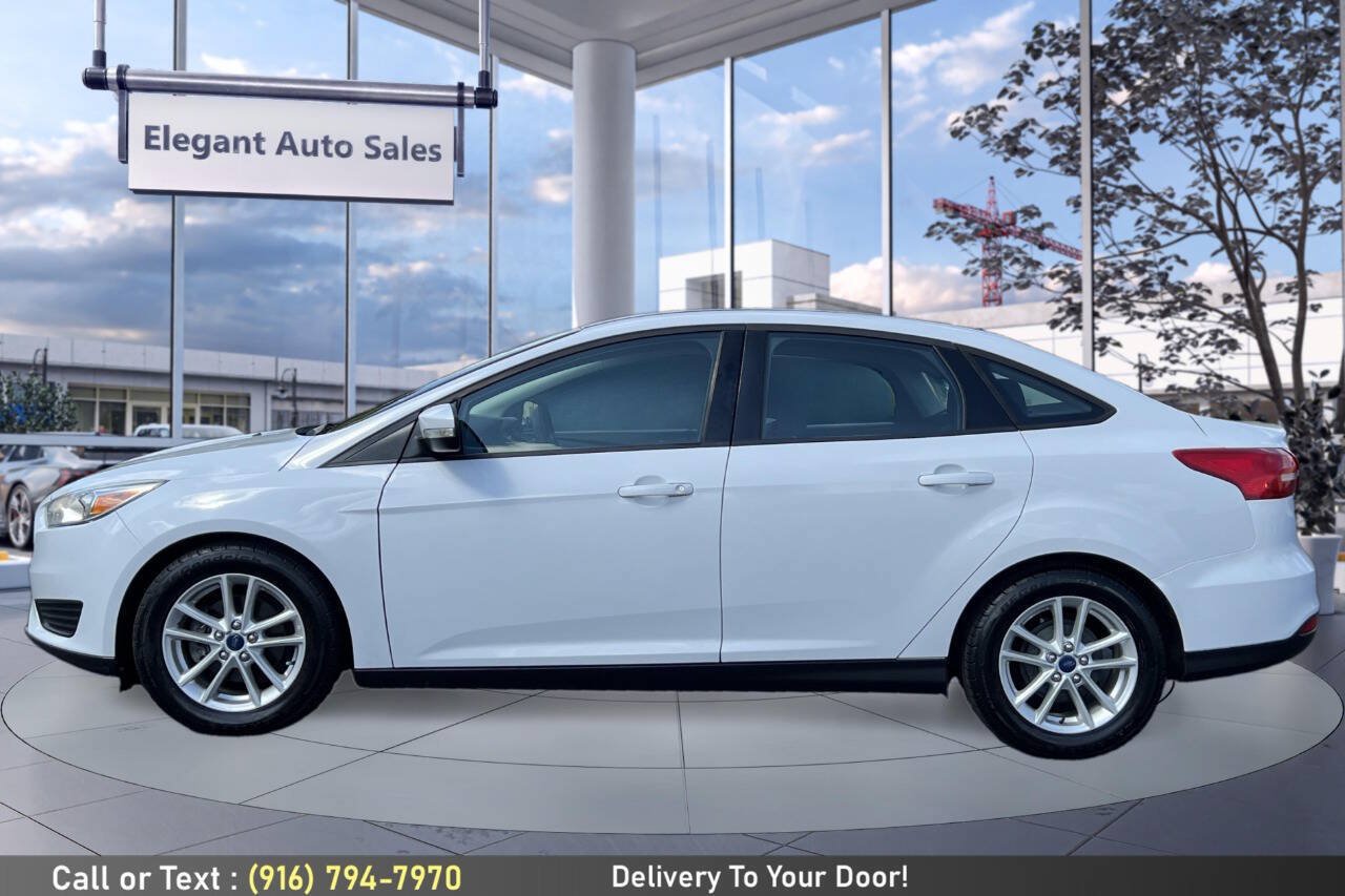 Used 2015 Ford Focus SE FWD image 8