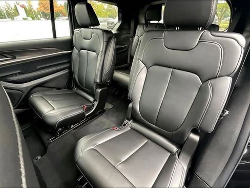 New 2025 Jeep Grand Cherokee L Limited w/ Black Appearance Package image 11