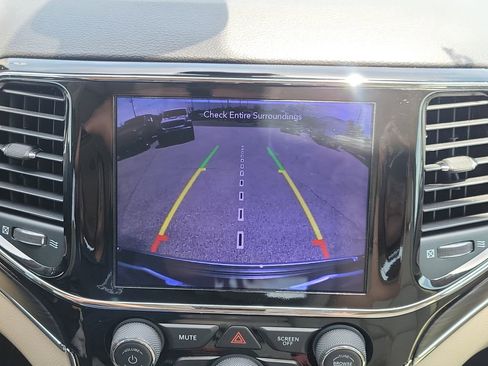 Used 2020 Jeep Grand Cherokee Limited RWD image 27