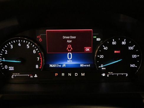 Used 2020 Ford Explorer XLT w/ Equipment Group 202A RWD image 16