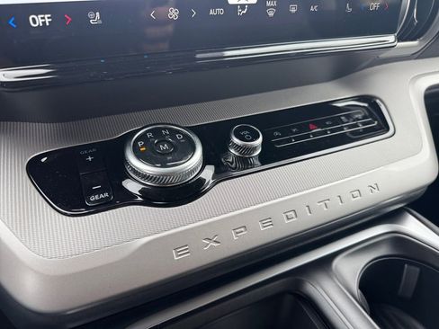 New 2026 Ford Expedition Max Active RWD image 38