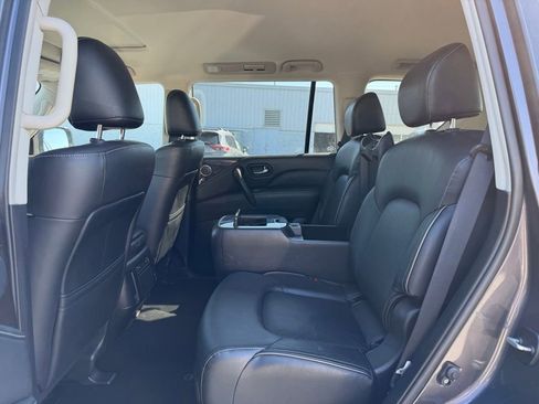 Used 2024 INFINITI QX80 Luxe image 16