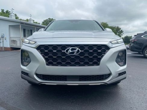 Used 2020 Hyundai Santa Fe SE FWD image 2