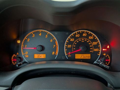 Used 2010 Toyota Corolla image 25