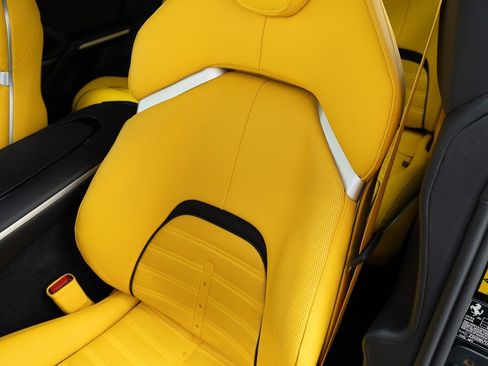 Used 2024 Ferrari Purosangue image 19