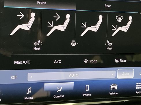 Used 2025 Chrysler Pacifica Select image 22